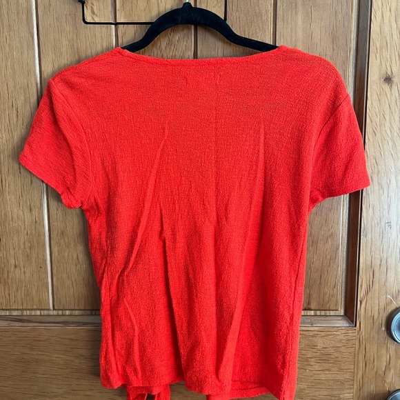 Madewell red vneck - Picture 2 of 2